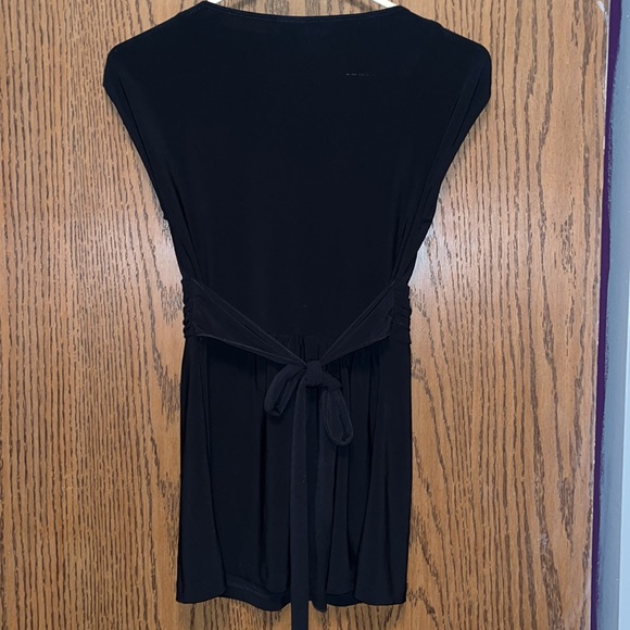 Wrapper Black Tank Top w/ Tie Back - Picture 4 of 5